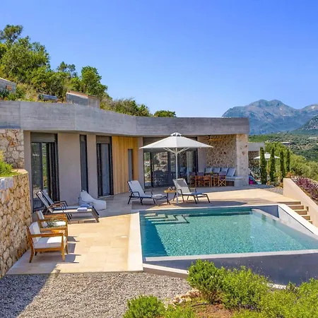 فيلة Sakura Bloom By